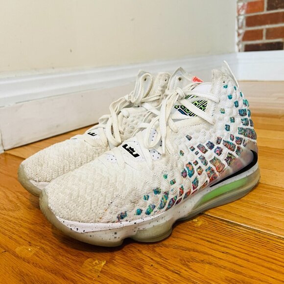 Nike Air LEBRON 17 XVII SIZE 10 Air Command Force - Picture 13 of 16